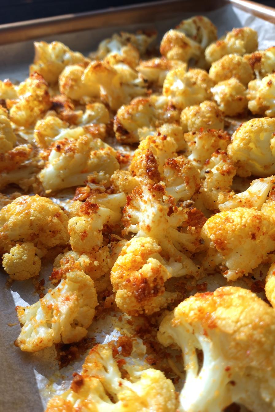 Einfaches Parmesan Blumenkohl Rezept für leckere Snacks - detail 1