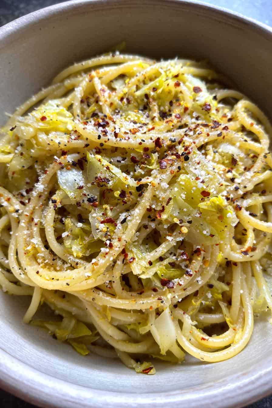 Spitzkohl-Pasta: Geniales Rezept in unter 30 Minuten