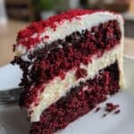 Black Velvet Halloween-Kuchen