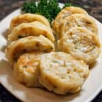 Klassische einfache Serviettenknödel selber machen